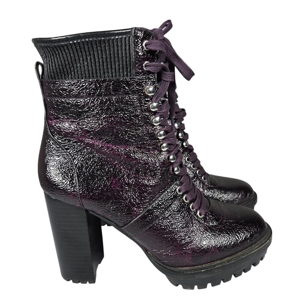 Vince Camuto Ermania Boots Womens 9 Purple Leather Combat Lug Sole Ankle Rare